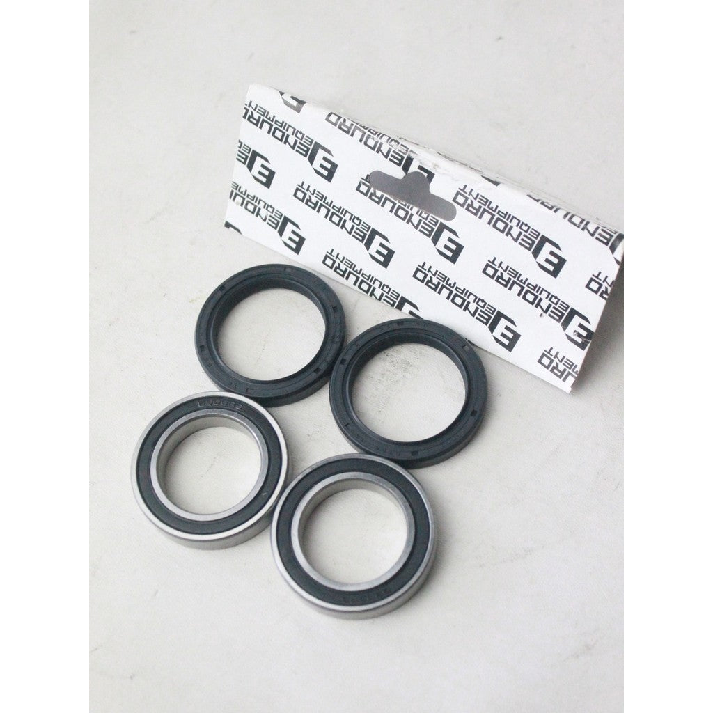 ENDURO EQUIPMENT BEARING SEAL KIT RODA - DEPAN