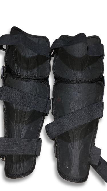 SG KNEE PROTECTOR RAPTOR