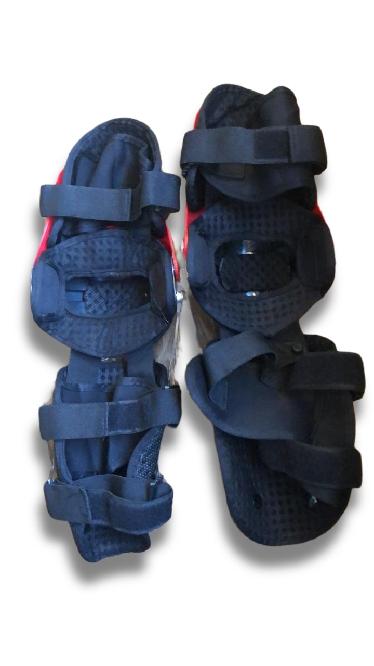 SG KNEE PROTECTOR REFLEX STAR - RED